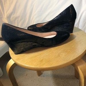 Taryn Rose wedge heels